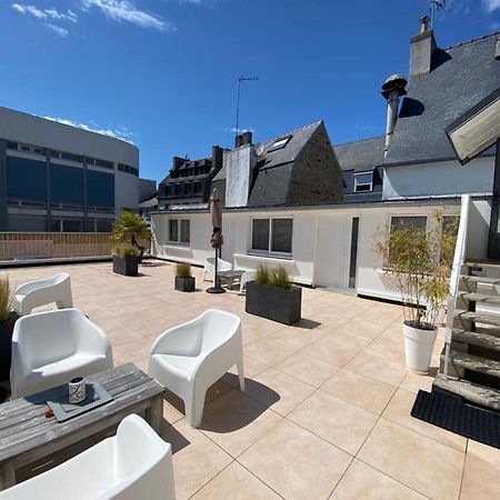 Votre Mini Maison En Plein Coeur Du Centre Ville -Terrasse - Et Parking Prive Sur Place Clos - Draps Et Menage Inclus Concarneau Exterior photo